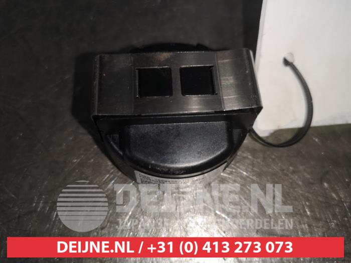 Begagnade Regnsensor Mitsubishi Space Star (A0) 1.2 12V Pris € 25,00 Marginaltabell erbjuds av V.Deijne Jap.Auto-onderdelen BV