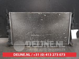 Kühler van een Mazda 3 Sport (BK) 1.3i 16V 2005