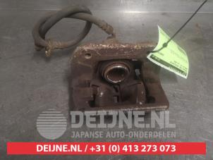 Used Rear brake calliper, right Honda CR-V (RD6/7/8) 2.0i 16V VTEC Price € 25,00 Margin scheme offered by V.Deijne Jap.Auto-onderdelen BV