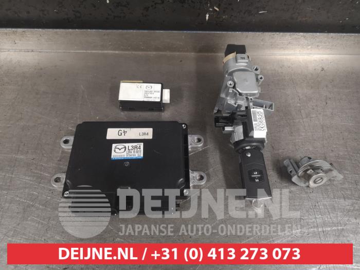 Używane Komputer sterowania silnika Mazda 6 Sport (GG14) 2.3i 16V S-VT Cena € 75,00 Procedura marży oferowane przez V.Deijne Jap.Auto-onderdelen BV