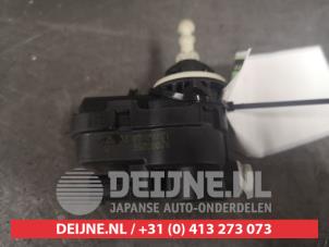 Used Headlight motor Nissan Juke (F16) 1.0 DIG-T 117 12V Price on request offered by V.Deijne Jap.Auto-onderdelen BV