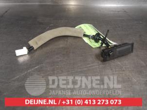 Gebrauchte Schalter Heckklappe Nissan Juke (F16) 1.0 DIG-T 117 12V Preis auf Anfrage angeboten von V.Deijne Jap.Auto-onderdelen BV