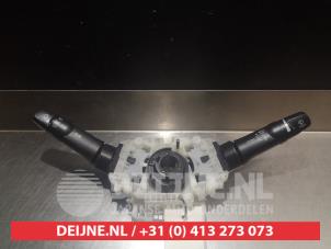Used Steering column stalk Mitsubishi L-200 2.5 DI-D 4x4 Price € 50,00 Margin scheme offered by V.Deijne Jap.Auto-onderdelen BV