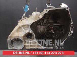 Used Gearbox Honda CR-V (RE) 2.2 i-DTEC 16V Price € 350,00 Margin scheme offered by V.Deijne Jap.Auto-onderdelen BV