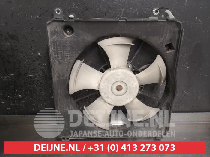 Używane Wentylator Honda Insight (ZE2) 1.3 16V VTEC Cena € 40,00 Procedura marży oferowane przez V.Deijne Jap.Auto-onderdelen BV