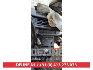 Used Radio Lexus CT 200h 1.8 16V Price € 100,00 Margin scheme offered by V.Deijne Jap.Auto-onderdelen BV