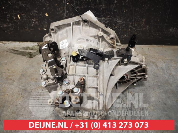Gearbox Hyundai i20 1.2i 16V F107CW G4LA PBT1