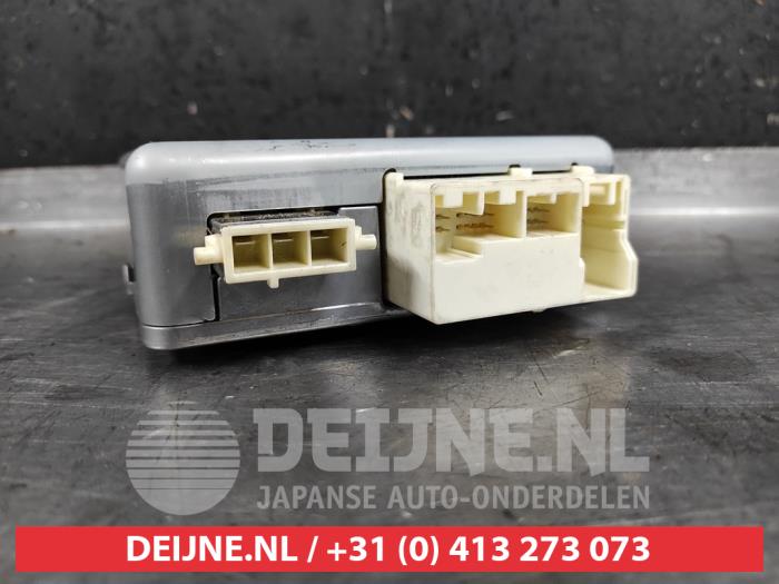Used Power steering computer Lexus CT 200h 1.8 16V Price € 50,00 Margin scheme offered by V.Deijne Jap.Auto-onderdelen BV