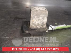 Used Heater resistor Ssang Yong Rexton 2.9 TD RJ 290 Price on request offered by V.Deijne Jap.Auto-onderdelen BV