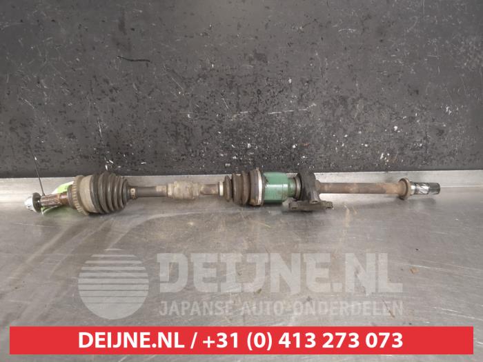 Gebrauchte Antriebswelle rechts vorne Mazda 323 Fastbreak (BJ14) 2.0 16V Preis € 45,00 Margenregelung angeboten von V.Deijne Jap.Auto-onderdelen BV