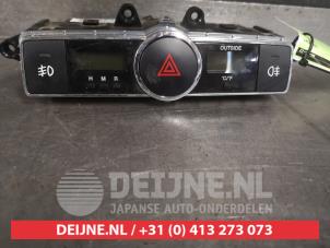 Used Panic lighting switch Hyundai Coupe 1.6 16V Price on request offered by V.Deijne Jap.Auto-onderdelen BV