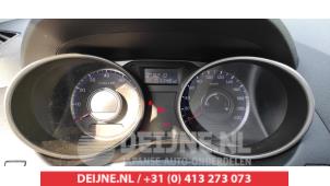 Usagé Compteur kilométrique KM Hyundai iX35 (LM) 2.0 16V Prix € 75,00 Règlement à la marge proposé par V.Deijne Jap.Auto-onderdelen BV