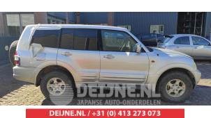 Used Door window 4-door, front right Mitsubishi Pajero Hardtop (V6/7) 3.2 DI-D 16V Long Price on request offered by V.Deijne Jap.Auto-onderdelen BV