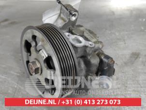 Used Power steering pump Honda FR-V (BE) 2.2 i-CTDi 16V Price on request offered by V.Deijne Jap.Auto-onderdelen BV