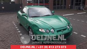 Used Headlight, right Hyundai Coupe 2.0i F,FX 16V Price on request offered by V.Deijne Jap.Auto-onderdelen BV