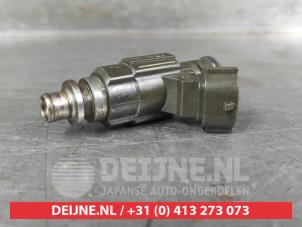 Used Injector (petrol injection) Nissan X-Trail (T30) 2.5 16V 4x4 Price on request offered by V.Deijne Jap.Auto-onderdelen BV