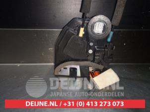 Used Rear door lock mechanism 4-door, left Lexus CT 200h 1.8 16V Price on request offered by V.Deijne Jap.Auto-onderdelen BV