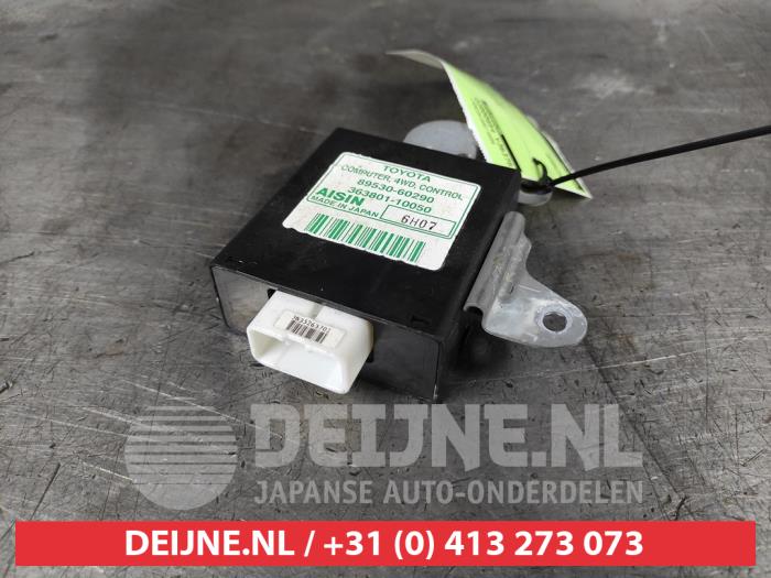 Usagé Transfer module 4x4 Toyota Land Cruiser (J12) 3.0 D-4D 16V Prix € 75,00 Règlement à la marge proposé par V.Deijne Jap.Auto-onderdelen BV