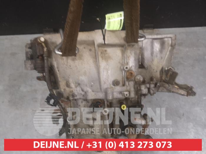 Getriebe van een Nissan X-Trail (T30) 2.2 dCi 16V 4x4 2002