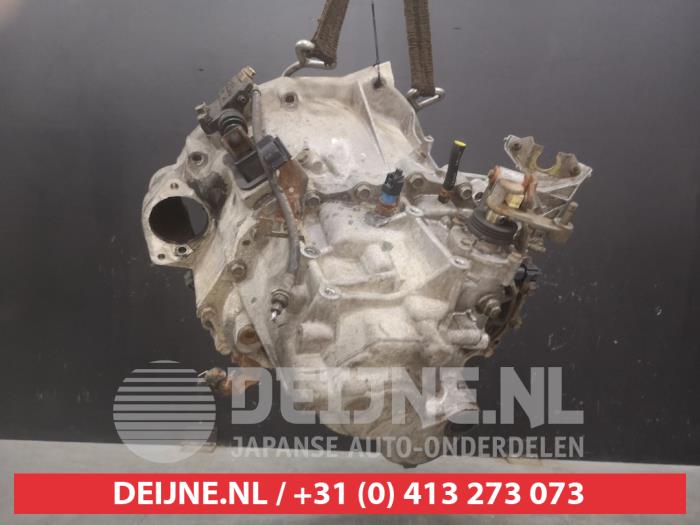 Getriebe van een Nissan X-Trail (T30) 2.2 dCi 16V 4x4 2002