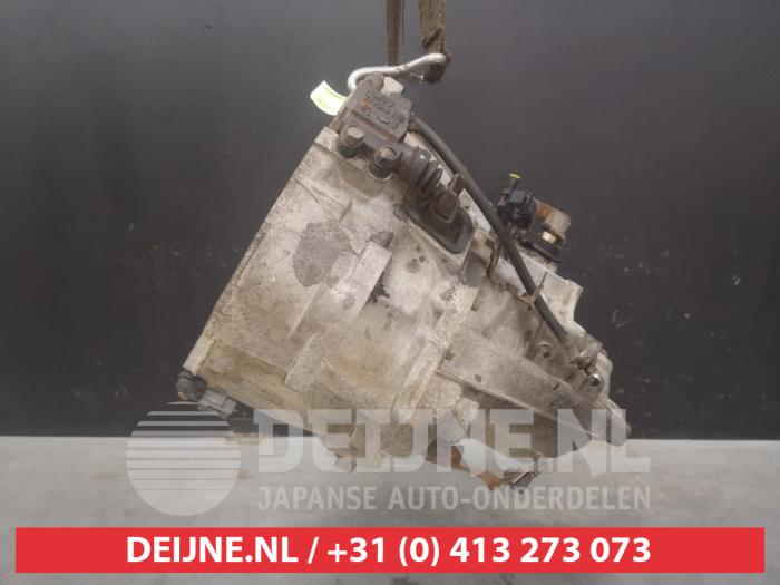 Getriebe van een Nissan X-Trail (T30) 2.2 dCi 16V 4x4 2002