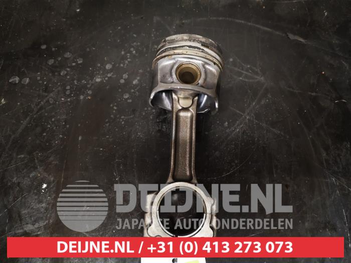 Begagnade Kolv Nissan Juke (F15) 1.5 dCi Pris € 50,00 Marginaltabell erbjuds av V.Deijne Jap.Auto-onderdelen BV