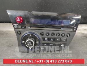 Usados Radio Honda CR-Z (ZF1) 1.5 Hybrid 16V Precio de solicitud ofrecido por V.Deijne Jap.Auto-onderdelen BV