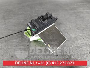 Used Heater resistor Nissan NP 300 Navara (D23) 2.3 dCi twinturbo 16V 4x4 Price on request offered by V.Deijne Jap.Auto-onderdelen BV