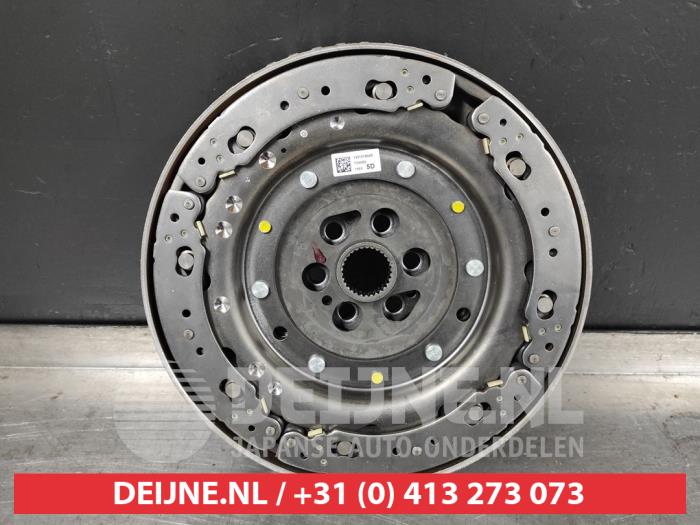 Used Flywheel Nissan X-Trail (T32) 1.3 DIG-T 16V Price € 250,00 Margin scheme offered by V.Deijne Jap.Auto-onderdelen BV