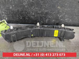 Used Rear bumper bracket, right Hyundai i10 1.0 12V Price € 20,00 Margin scheme offered by V.Deijne Jap.Auto-onderdelen BV