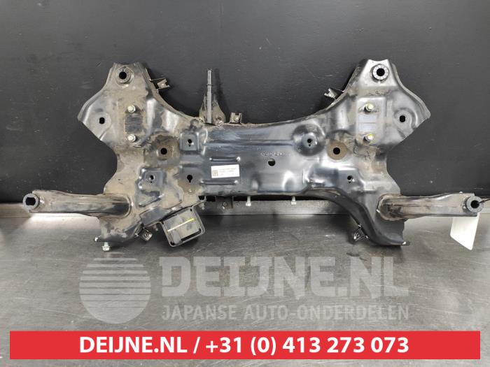 Begagnade Underram Kia Xceed 1.0i T-GDi 12V Pris på förfrågan erbjuds av V.Deijne Jap.Auto-onderdelen BV