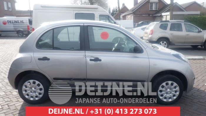 Usados Ventanilla triangular derecha detrás Nissan Micra (K12) 1.2 16V Precio € 35,00 Norma de margen ofrecido por V.Deijne Jap.Auto-onderdelen BV