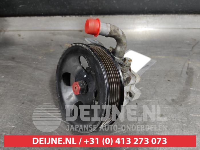 Usagé Pompe de direction Kia Optima Prix € 50,00 Règlement à la marge proposé par V.Deijne Jap.Auto-onderdelen BV