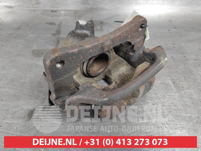 Gebrauchte Bremszange rechts hinten Toyota Land Cruiser 100 (J10) 4.2 TDI 100 24V Preis € 25,00 Margenregelung angeboten von V.Deijne Jap.Auto-onderdelen BV