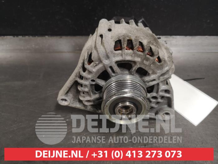 Usagé Dynamo Hyundai i30 Crosswagon (WWH) 1.6 CRDi 16V VGT LP Prix € 50,00 Règlement à la marge proposé par V.Deijne Jap.Auto-onderdelen BV