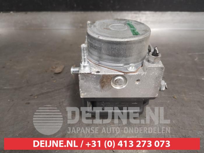 Usagé Bloc ABS Nissan Micra (K12) 1.2 16V Prix € 50,00 Règlement à la marge proposé par V.Deijne Jap.Auto-onderdelen BV