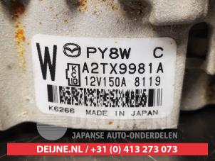 Dynamo van een Mazda CX-9  2010