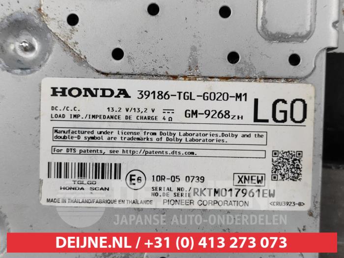 Amplificateur audio d'un Honda Civic (FK6/7/8/9) 1.5i Turbo 16V 2019