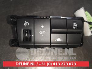Used Start/stop switch Kia Sportage (QL) 1.6 CRDi 16V 116 Price on request offered by V.Deijne Jap.Auto-onderdelen BV