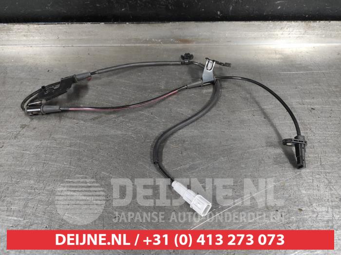 Begagnade ABS-sensor Hyundai i20 (BC3) 1.0 T-GDI 100 Mild Hybrid 48V 12V Pris € 25,00 Marginaltabell erbjuds av V.Deijne Jap.Auto-onderdelen BV