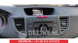Usagé Radio Honda CR-V (RM) 2.0 i-VTEC 16V 4x4 Prix sur demande proposé par V.Deijne Jap.Auto-onderdelen BV