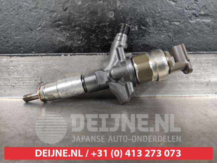 Używane Wtryskiwacz (Diesel) Subaru Forester (SH) 2.0D Cena € 50,00 Procedura marży oferowane przez V.Deijne Jap.Auto-onderdelen BV