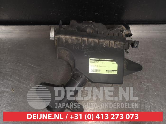 Begagnade Luftfilterhus Nissan Note (E12) 1.2 DIG-S 98 Pris € 75,00 Marginaltabell erbjuds av V.Deijne Jap.Auto-onderdelen BV