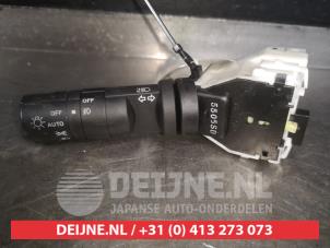 Usagé Commutateur lumière Infiniti FX (S51) 35 3.5i 24V AWD Prix sur demande proposé par V.Deijne Jap.Auto-onderdelen BV