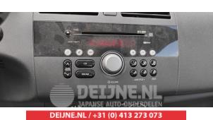 Used Radio Suzuki Swift (ZA/ZC/ZD1/2/3/9) 1.3 VVT 16V Price on request offered by V.Deijne Jap.Auto-onderdelen BV