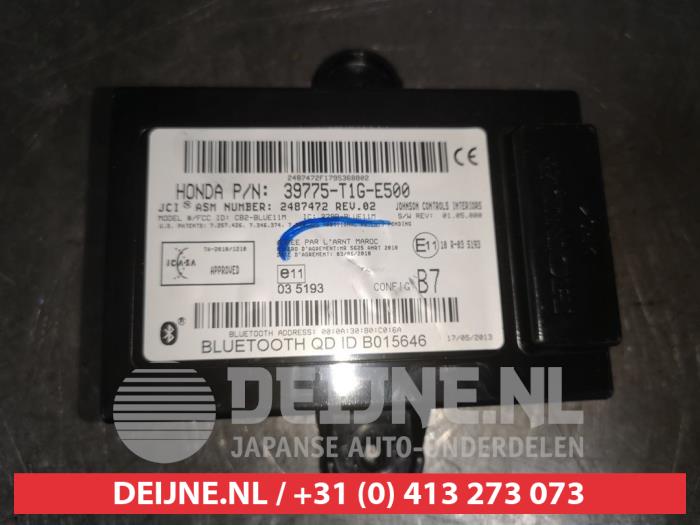 Używane Modul Bluetooth Honda CR-V (RM) 2.0 i-VTEC 16V 4x4 Cena € 30,00 Procedura marży oferowane przez V.Deijne Jap.Auto-onderdelen BV