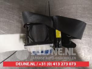 Used Front seatbelt, right Toyota C-HR (X1,X5) 1.8 16V Hybrid Price on request offered by V.Deijne Jap.Auto-onderdelen BV