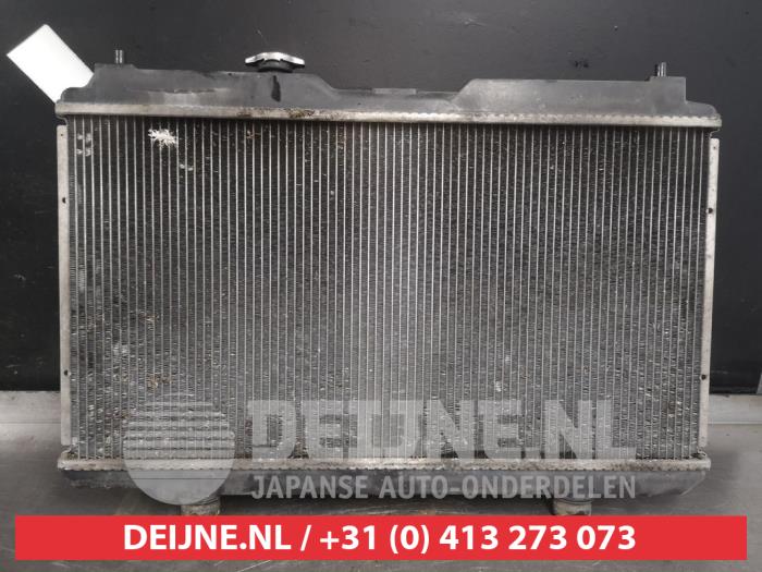 Used Radiator Honda CR-V (RD1/3) 2.0i 16V VTEC Price € 75,00 Margin scheme offered by V.Deijne Jap.Auto-onderdelen BV
