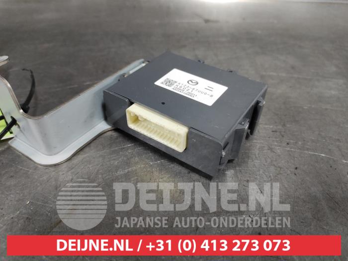 Begagnade PDC-modul Mazda CX-5 II (KF) 2.0 SkyActiv-G 165 16V 2WD Pris € 50,00 Marginaltabell erbjuds av V.Deijne Jap.Auto-onderdelen BV