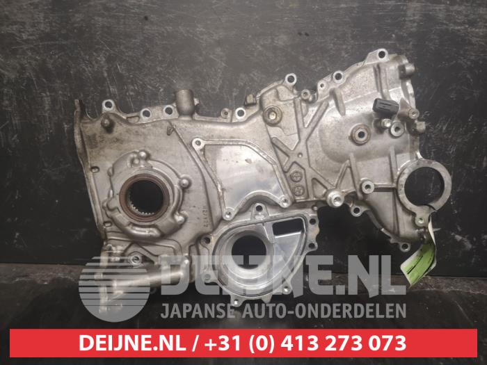 Usagé Couvercle de distribution Toyota RAV4 (A4) 2.0 D-4D 16V 4x2 Prix € 75,00 Règlement à la marge proposé par V.Deijne Jap.Auto-onderdelen BV